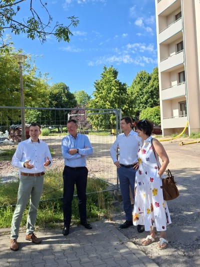 Wohnungswirtschaftlicher Bundesverband und sächsische Interessenverbände besichtigen Sanierungsvorhaben der WGP