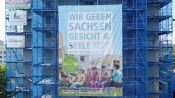 Großbanner am &quotHaus Bärensteine&quot