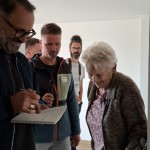 Zeitzeugin Christa Schäfer erinnert sich an ihre Kindheit in der Karl-Büttner-Straße