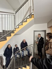 Vertreter des SMIL besichtigen Sanierungsprojekt in Pirna