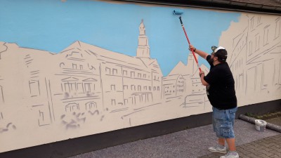 Wandbild am Pirnaer Bahnhof