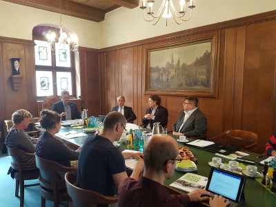 Pressekonferenz im Pirnaer Rathaus