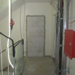 im Gebäude erfolgen Grundrissänderungen